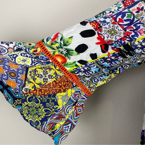 Shana Multicolor Geometric Floral  Flared Sleeve Button Front NWT Silk Top  Med - Picture 4 of 9